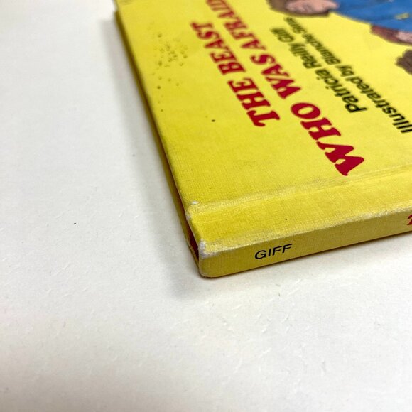 Vintage Weekly Reader "The Beast Who Was Afraid" by Patricia Reilly Giff - Picture 9 of 11